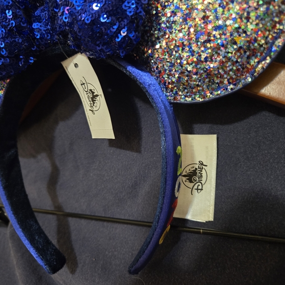 Minnie headband ears red white and blue. 2020 New Years - Picture 2 of 2